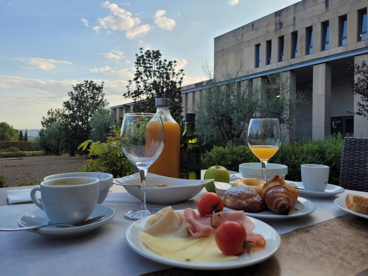 Hotel Hostatgeria De Poblet Zewnętrze zdjęcie